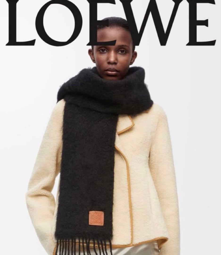 LOEWE ブラック モヘア マフラー