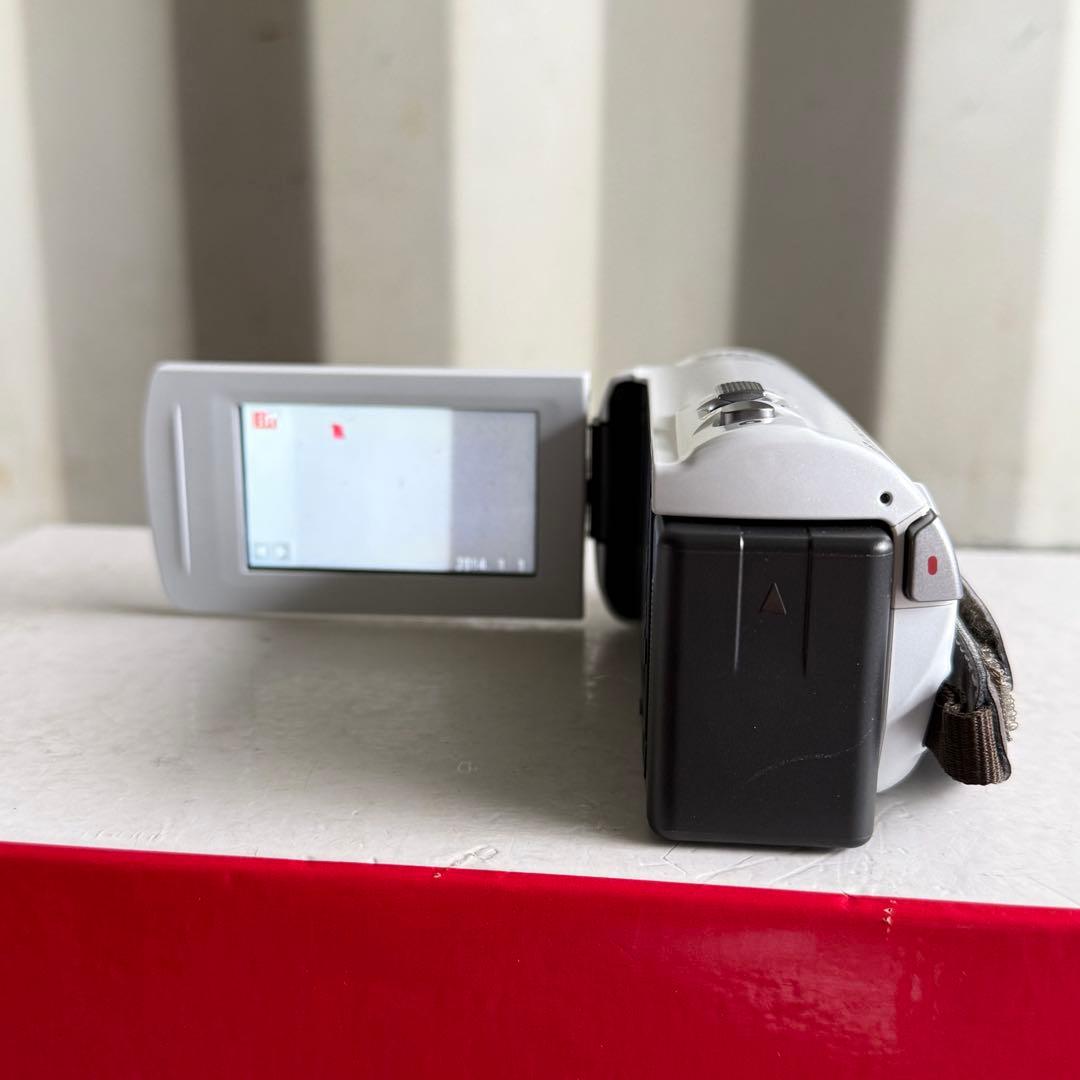 MJ88激安早い者勝ち✨　Panasonicビデオカメラ本体 パナソニック