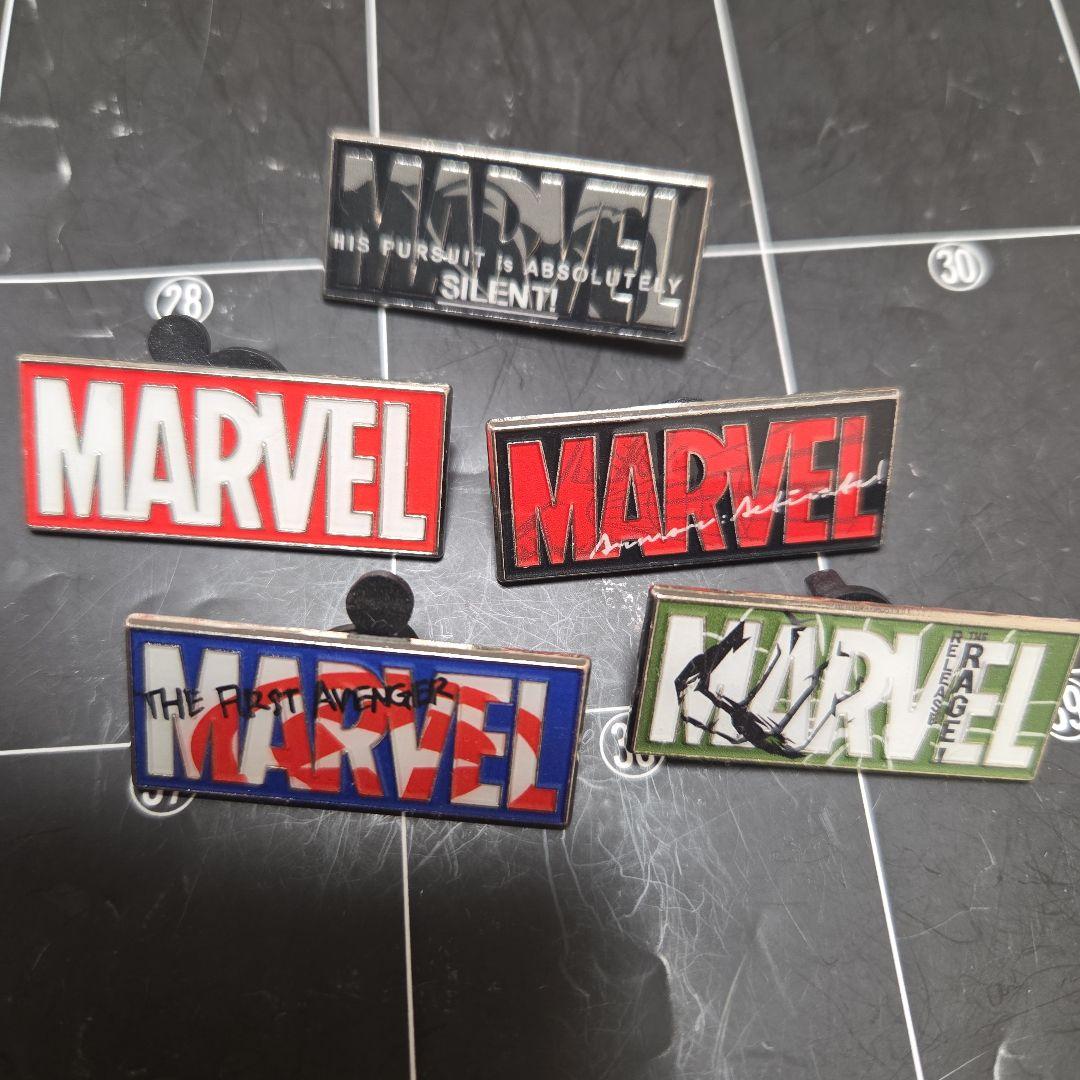 ディズニーピン　MARVEL　マーベル　アイアンマン　スパイダーマン