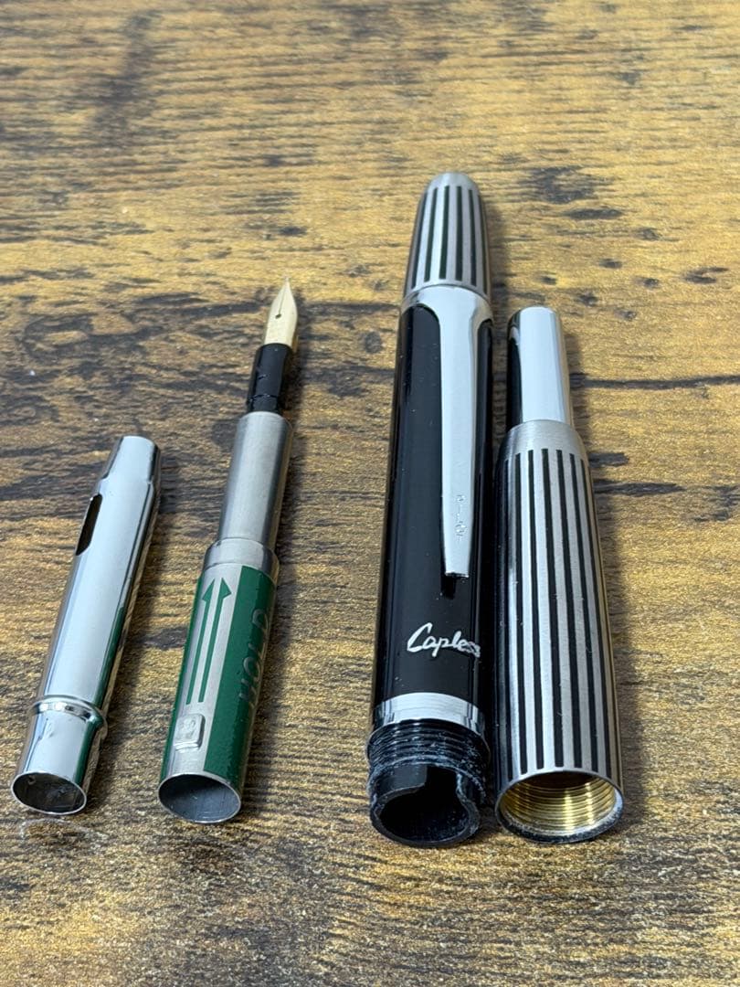 新品未使用　1971年製　キャップレス　ストライプ　14金　万年筆　細字　備品付