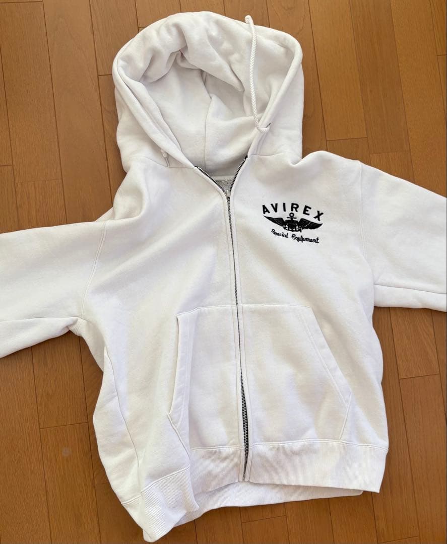 AVIREX ホワイト パーカー ジップアップ　Lサイズ