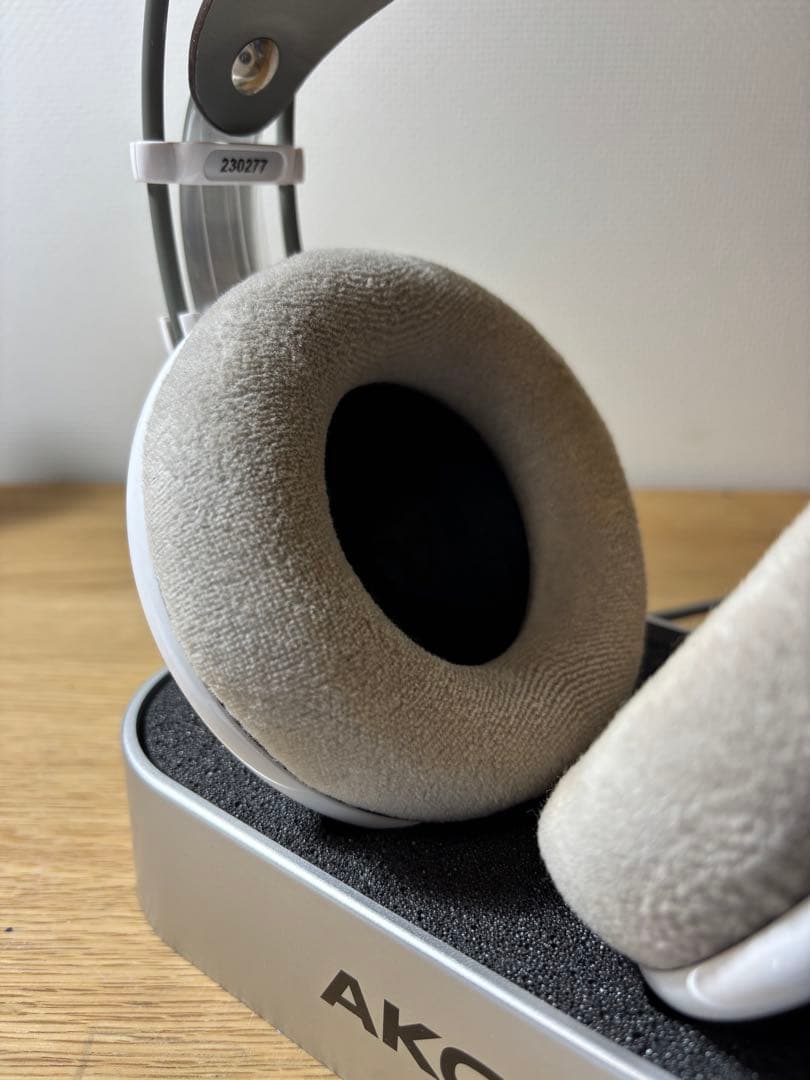 AKG k701 Y3 開放型有線ヘッドホン