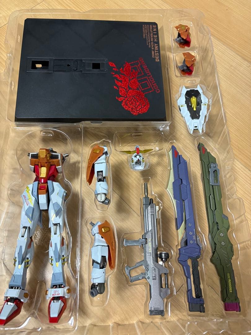 ハイネ専用デスティニーガンダム　海外　メタルビルド　L BUILD