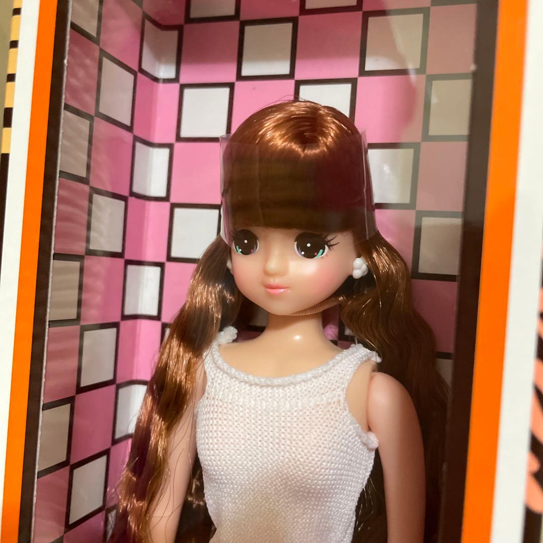 リカちゃんキャッスル　2019年日本橋BASICモデル　スイーツちゃん