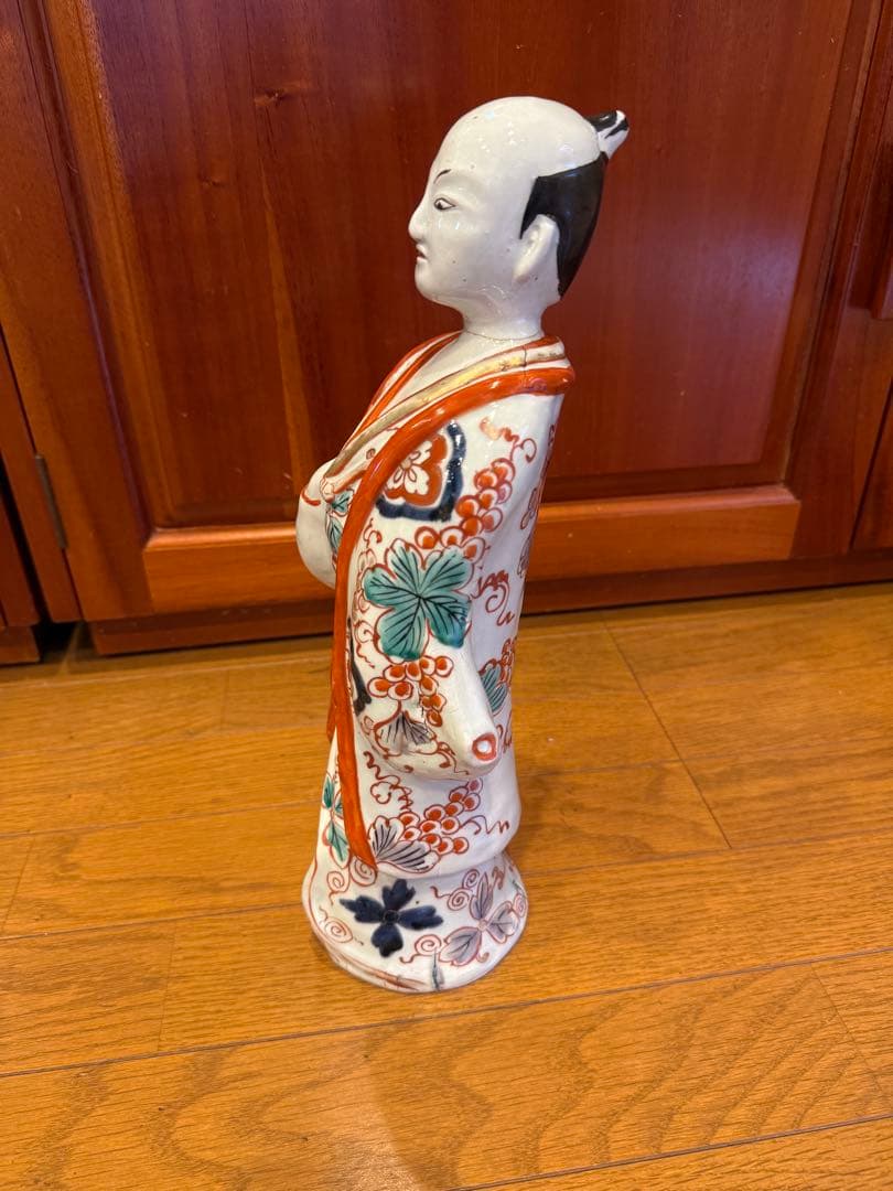 古伊万里色絵役者人形　陶器人形 扇持男人形 飾物 置物 時代物　古美術