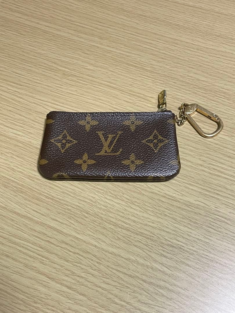【大人気！】VUITTON ケース キーケース ポシェットクレ 小銭入れ