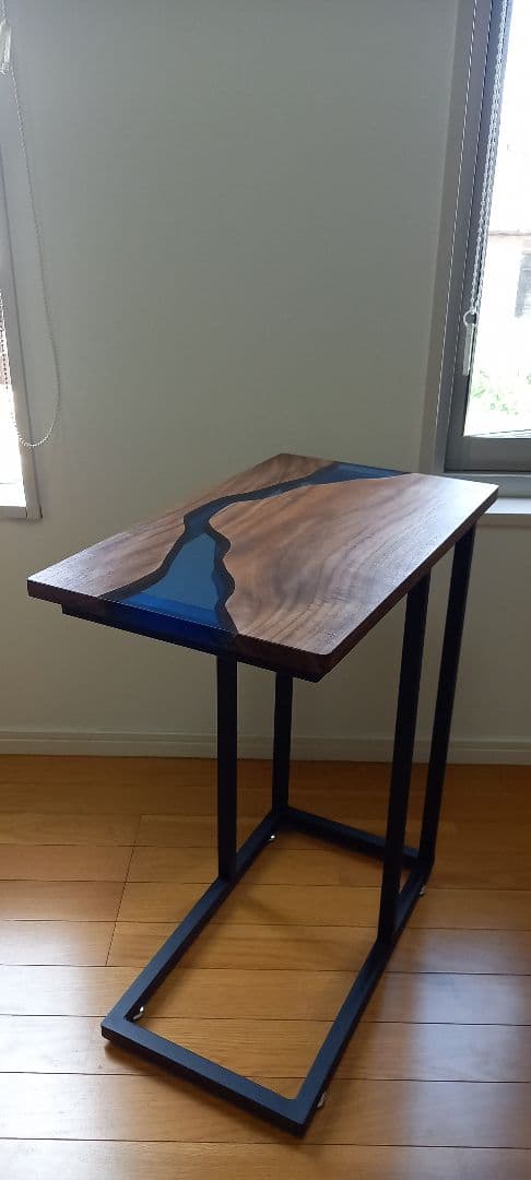 リバーテーブル　レジンテーブル　コーヒーテーブル　コの字　サイドテーブル