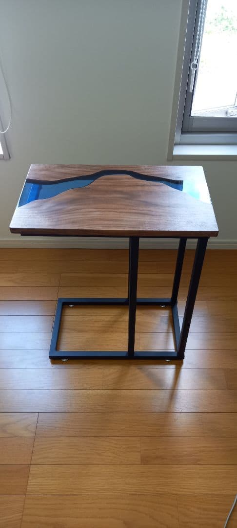 リバーテーブル　レジンテーブル　コーヒーテーブル　コの字　サイドテーブル