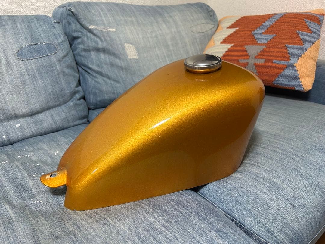 ハーレー　チョッパータンク　キャップ、コック付き