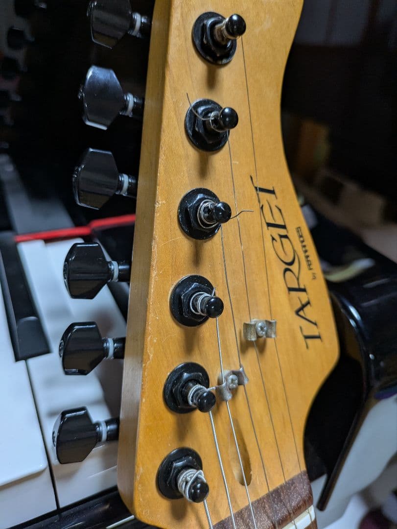 FERNANDES TARGET エレキギター レッド　ターゲットフェルナンデス