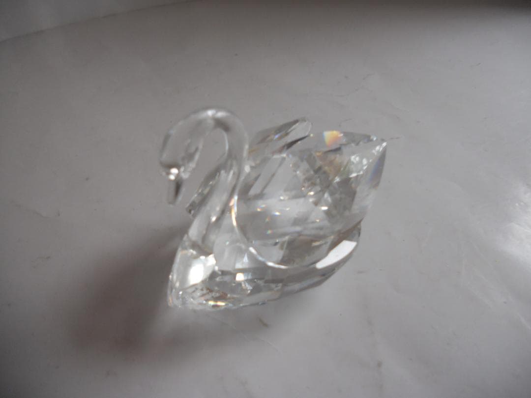 スワロフスキー シルバー クリスタル　スワン 新品 未使用 です。