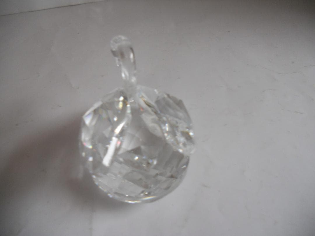 スワロフスキー シルバー クリスタル　スワン 新品 未使用 です。