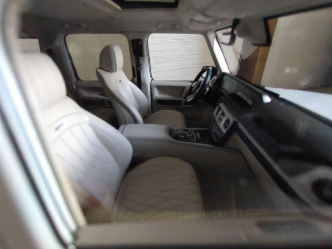 ミニカー Almost Real G63 AMG 1/18