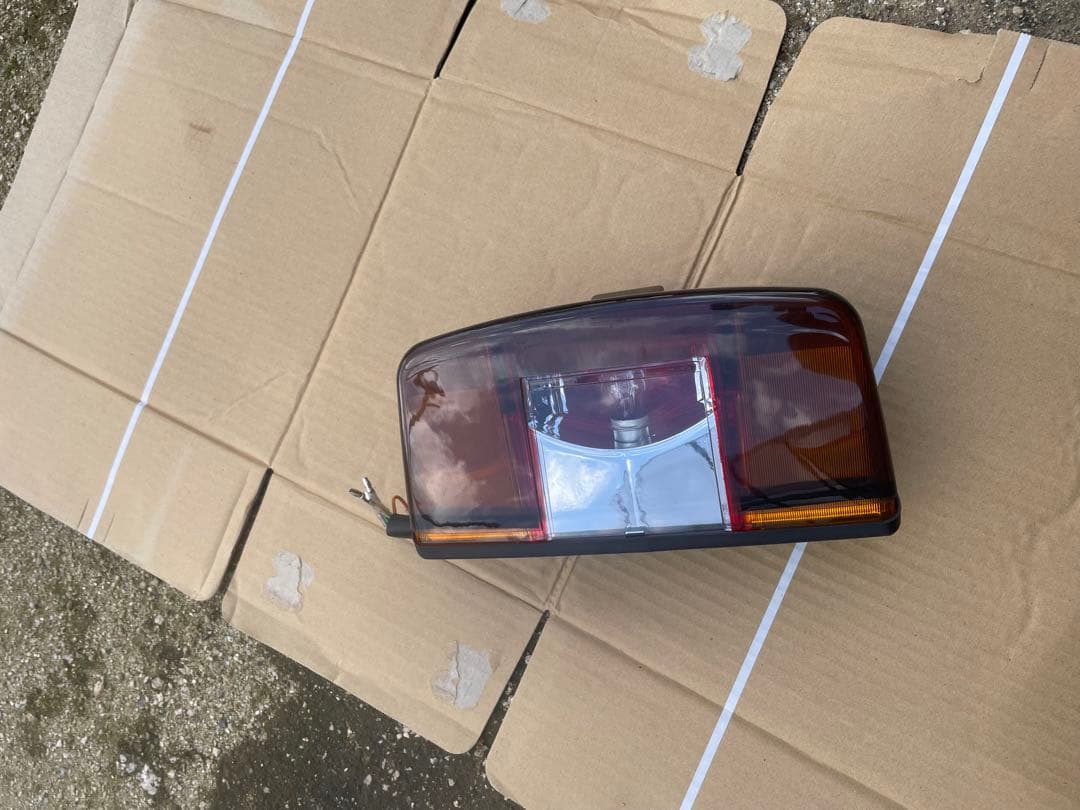 cbx400f テールライトセット