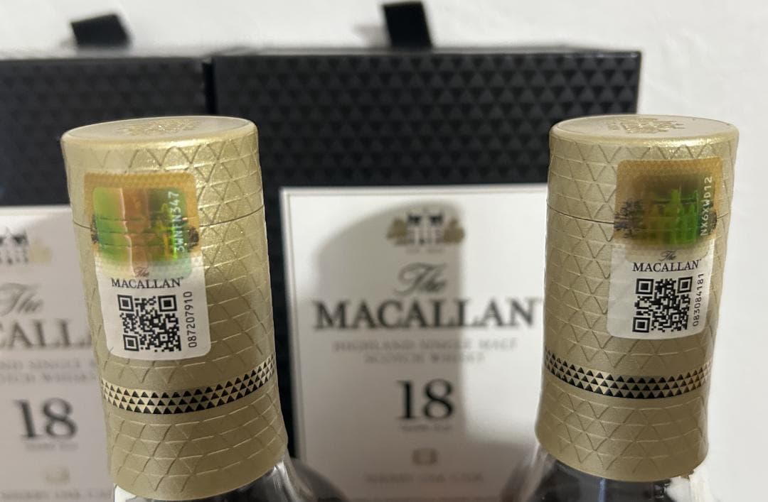 ザ・マッカラン 18年 43%　700ml×2本