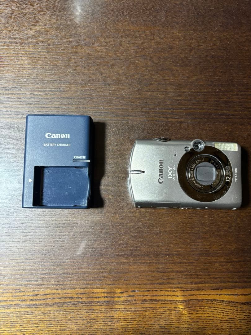 デジタルカメラ Canon IXY DIGITAL 2000IS