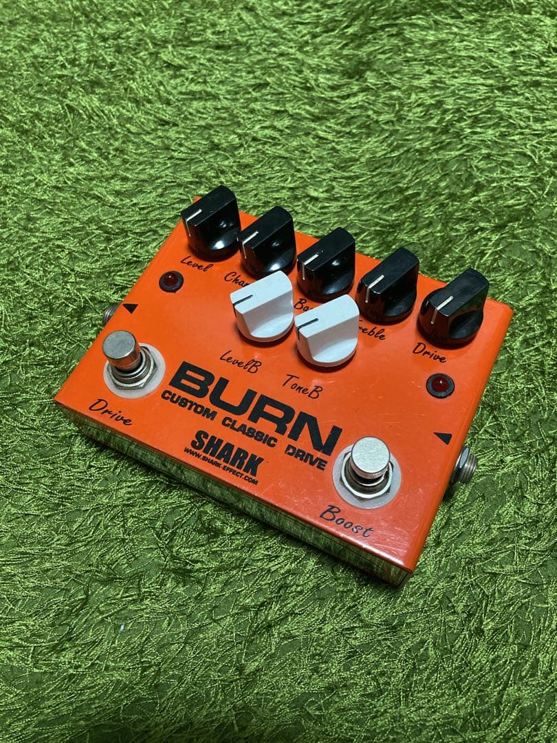 SHARK BURN Custom Classic Drive