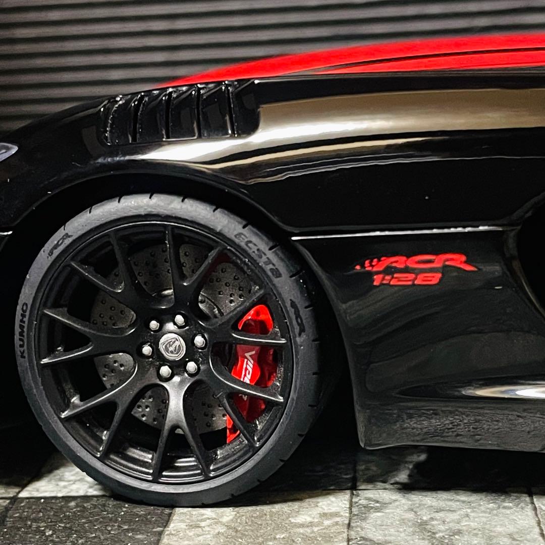 1/18 AUTOart ダッジ バイパー ACR 1:28エディション