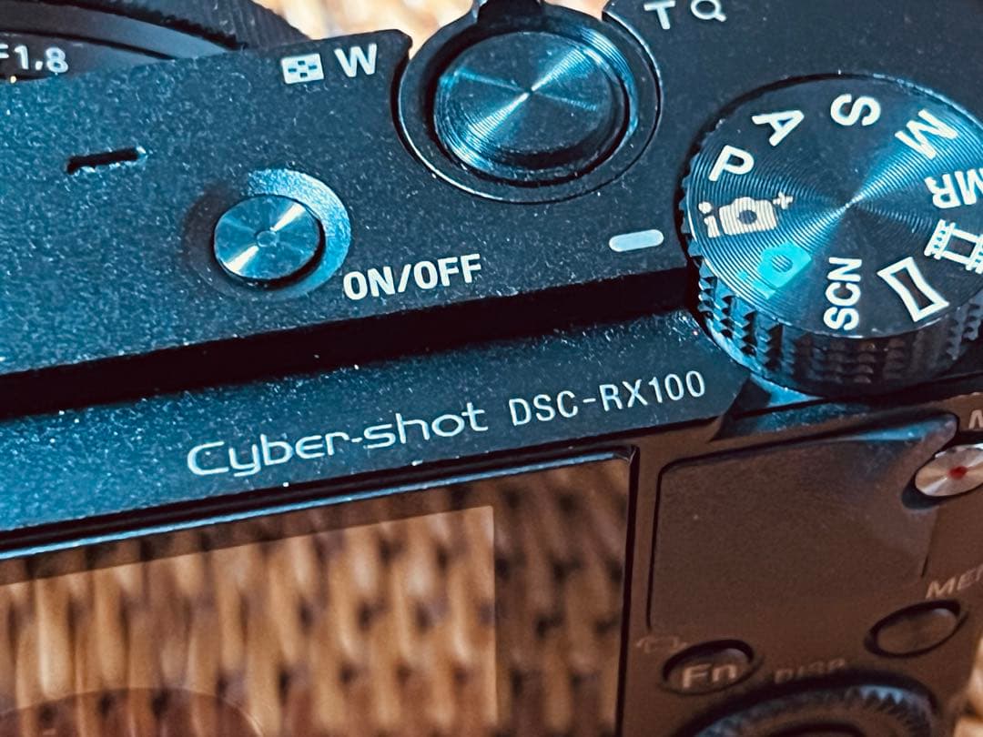 初代 SONY DSCーRX100 美品　タイムセール