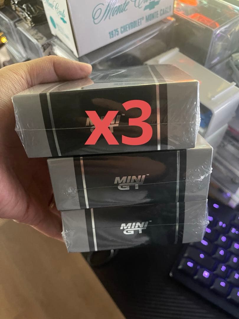 ミニカー allounge