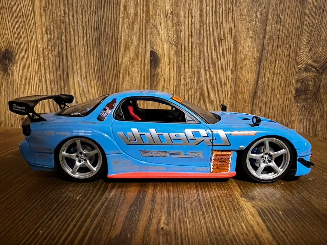 ホットワークス 1/24 RE雨宮レーシング D1　RX-7 2004