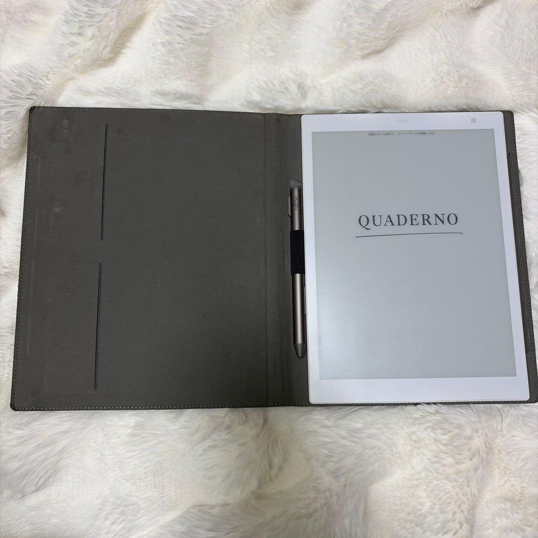 クアデルノ A5サイズ / FMV-DPP04 純正カバー付き