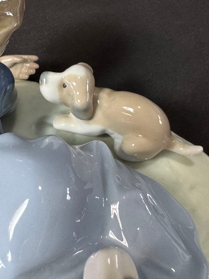 H82 送料無料　リヤドロ　LLADRO　みんなで遊びましょう　少女と仔犬