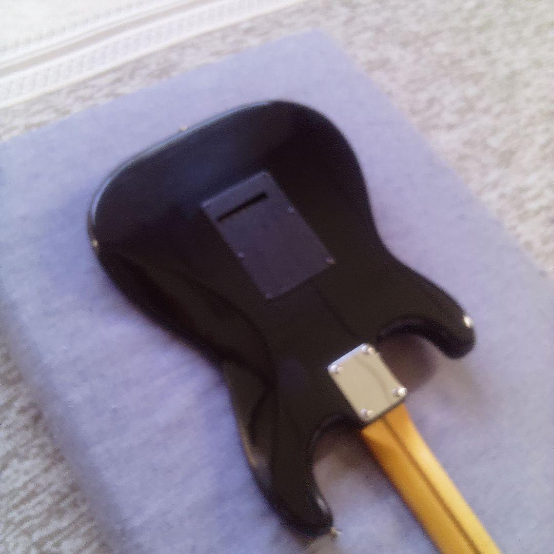 Squier ストラトキャスター ブラック