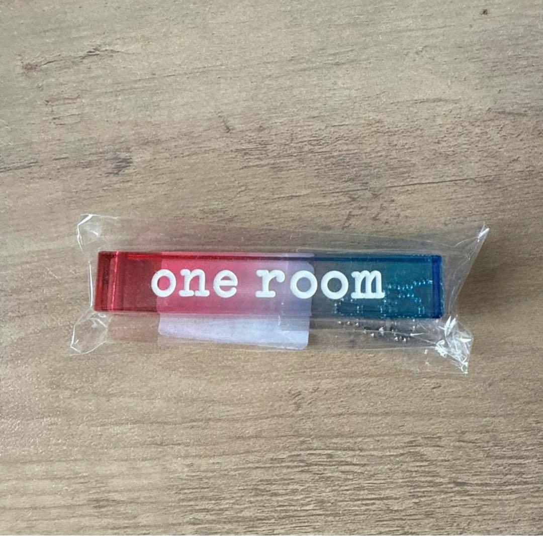 back number アクリルグラデキーホルダー one room ver.
