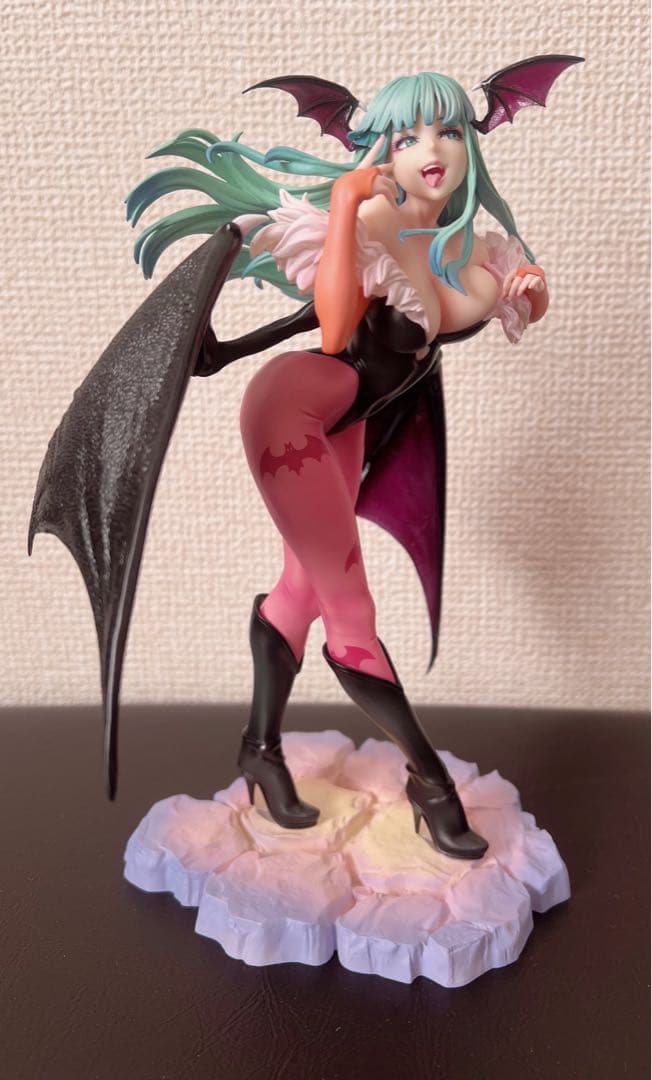 DARKSTALKERSヴァンパイア モリガン 1/7 フィギュアコトブキヤ