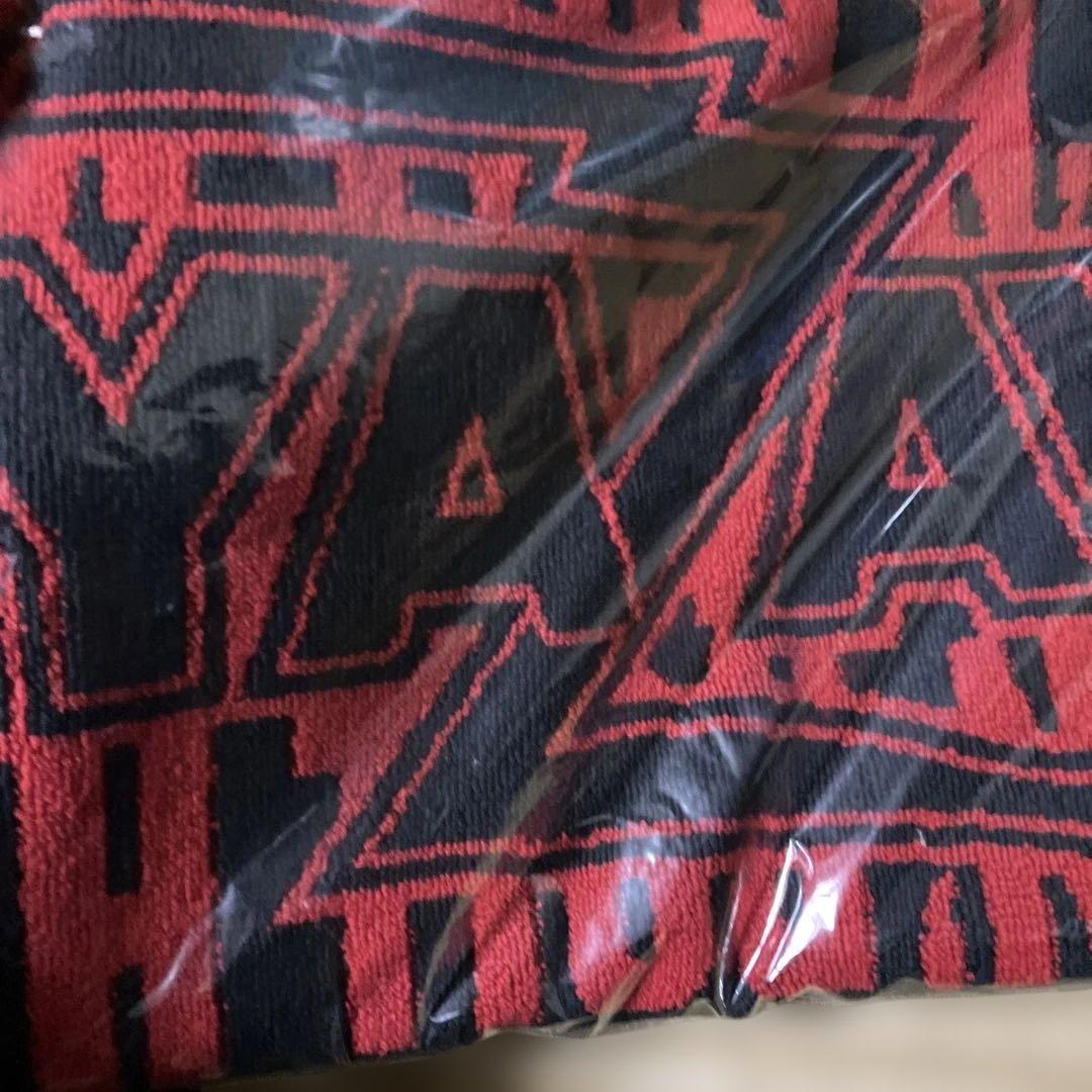 矢沢永吉　バスマット　ロゴ　ロックンロールハロー　レッド／ブラック