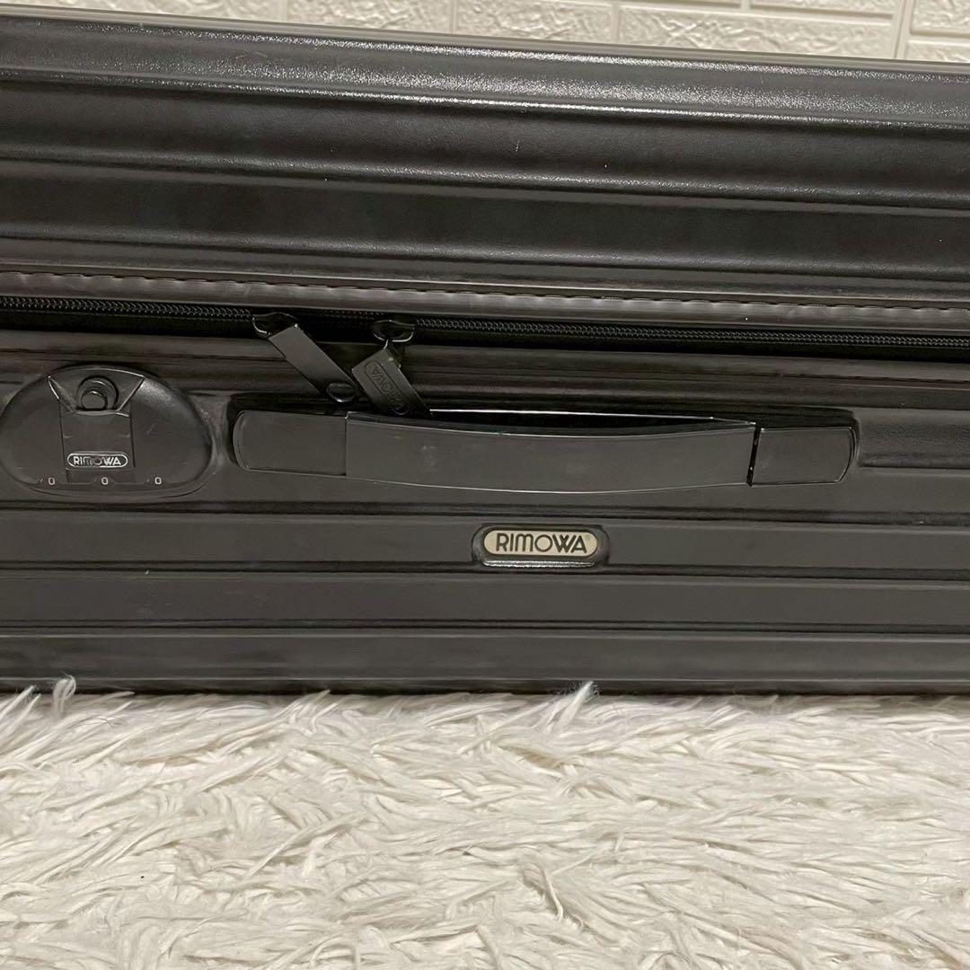 美品　リモワ　サルサ　キャリーケース　61L ポリカーボネート　スーツケース　黒