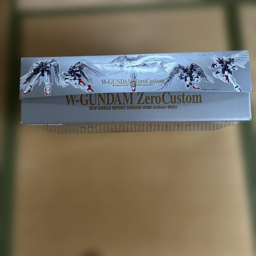 PG ウイングガンダムゼロカスタム　新品未組立品W-ZERO CUSTOM