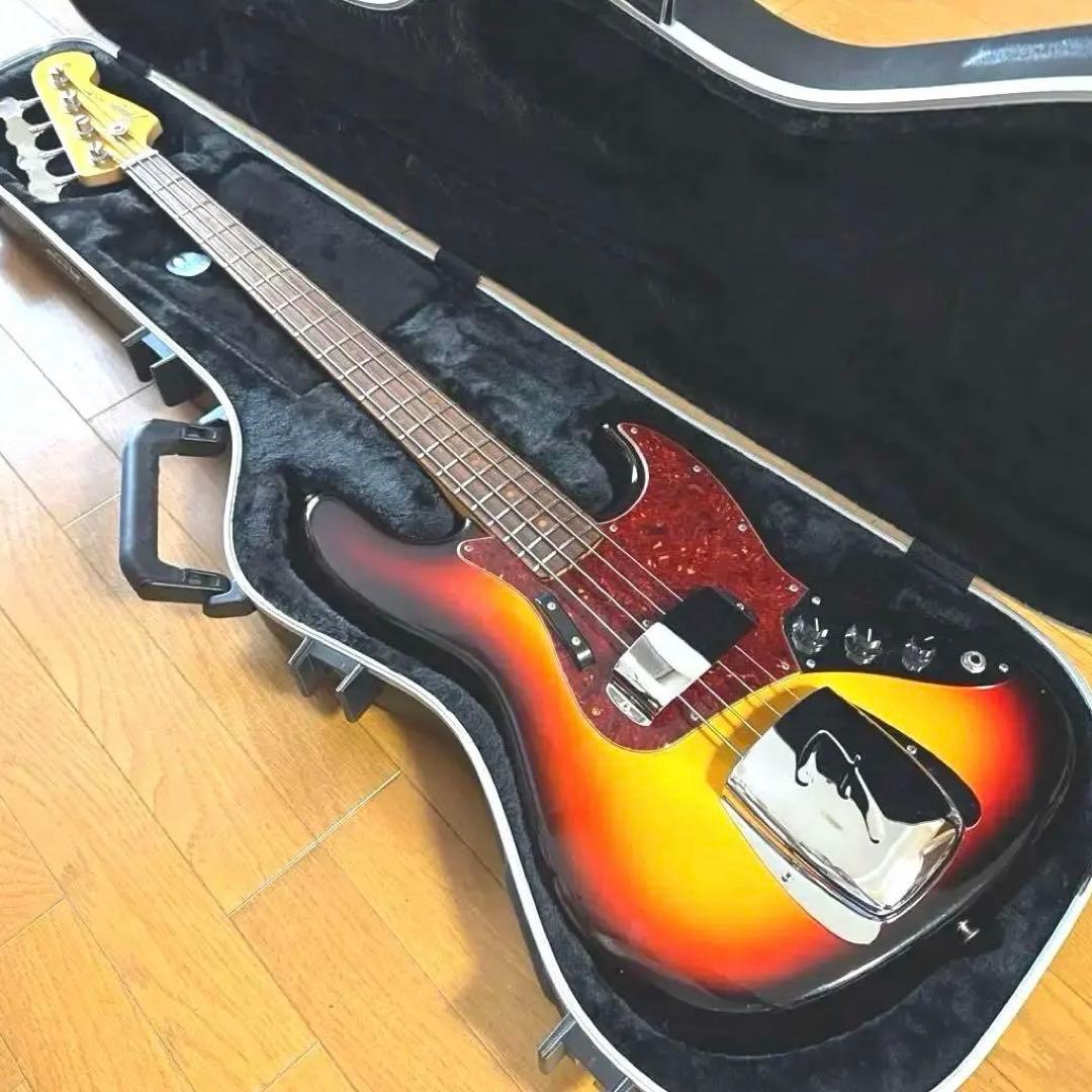 ベース Fender New American Vintage 64 Jazz Bass