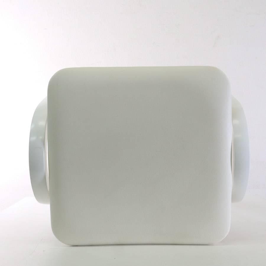 秋田木工 IDC大塚家具 No.202 剣持勇 スタッキングスツール 総ホワイト