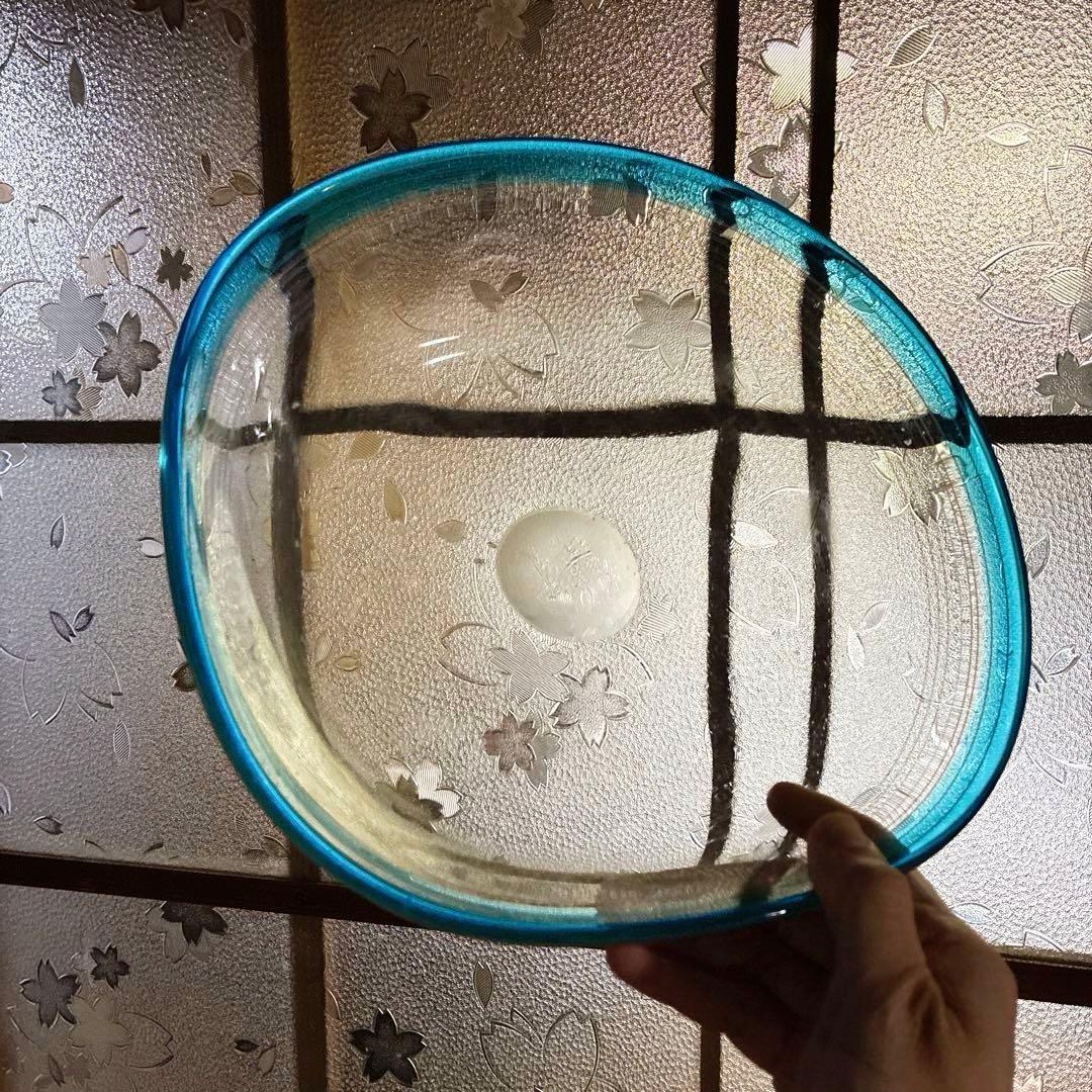 骨董　レトロガラス　四角型　濃水色フチ　線巻　糸巻　菓子鉢　花器　ウランガラス