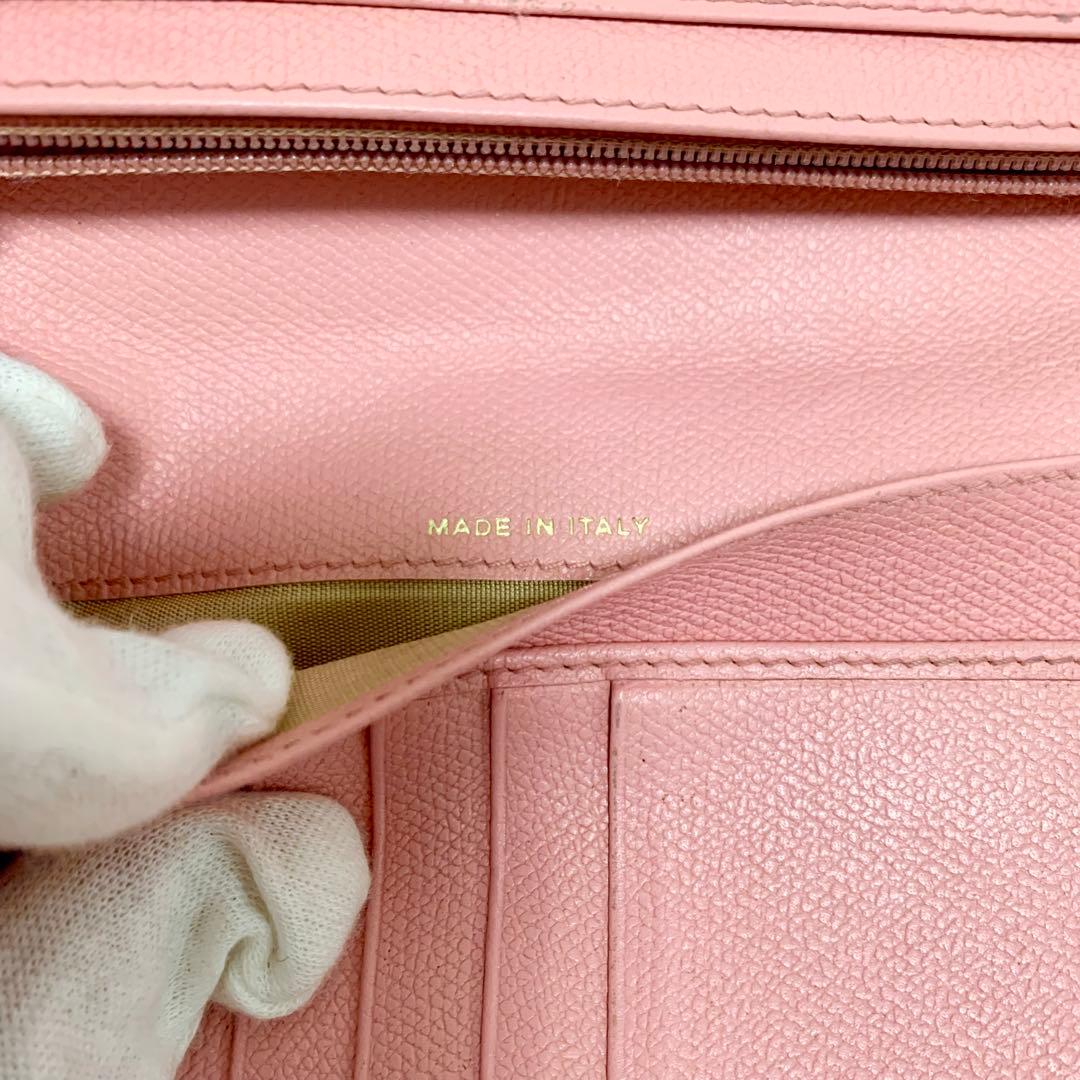 人気色！CHANEL ココボタン　ピンク　二つ折り財布　シャネル