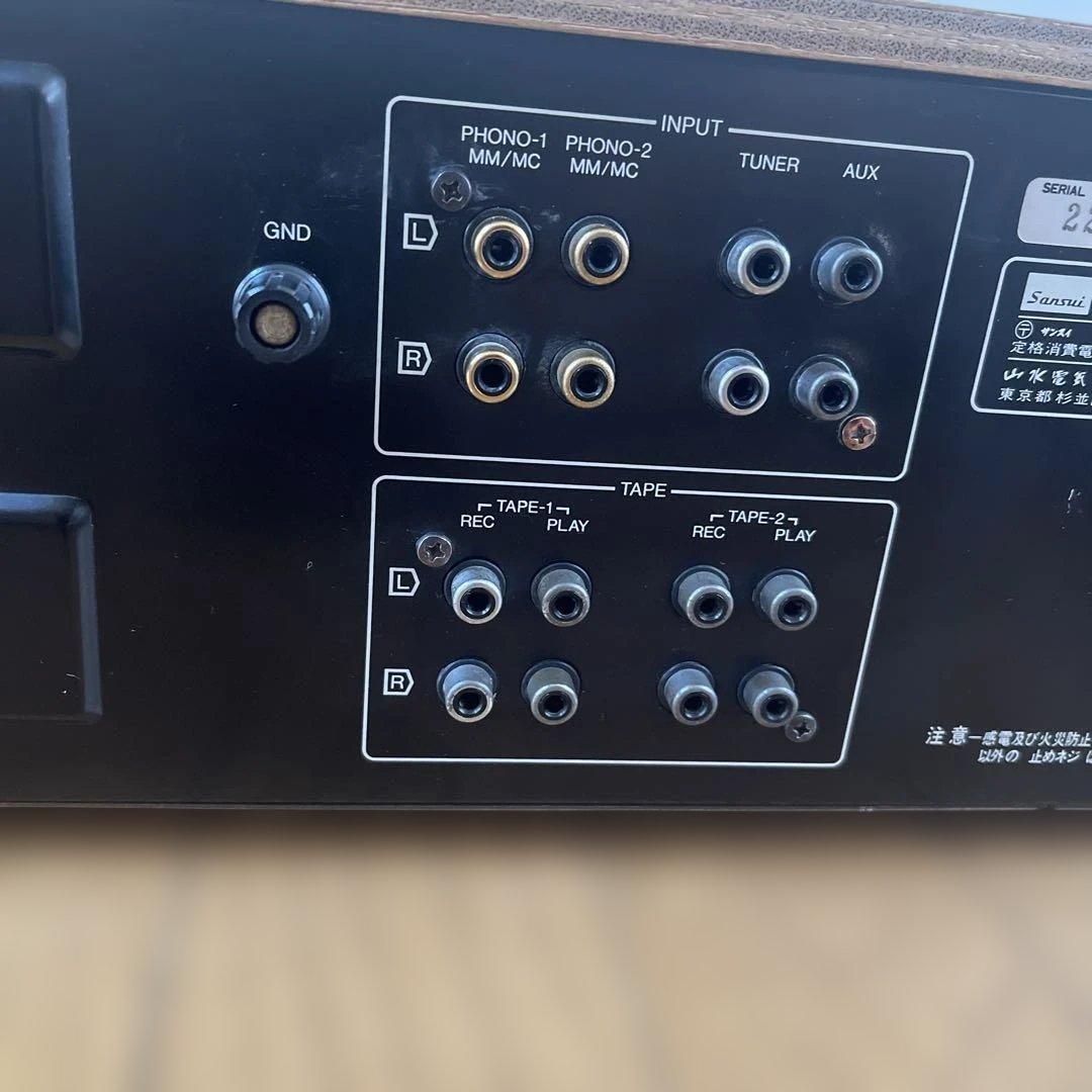 Sansui AU-D707F プリメインアンプジャンク品電源入りません。