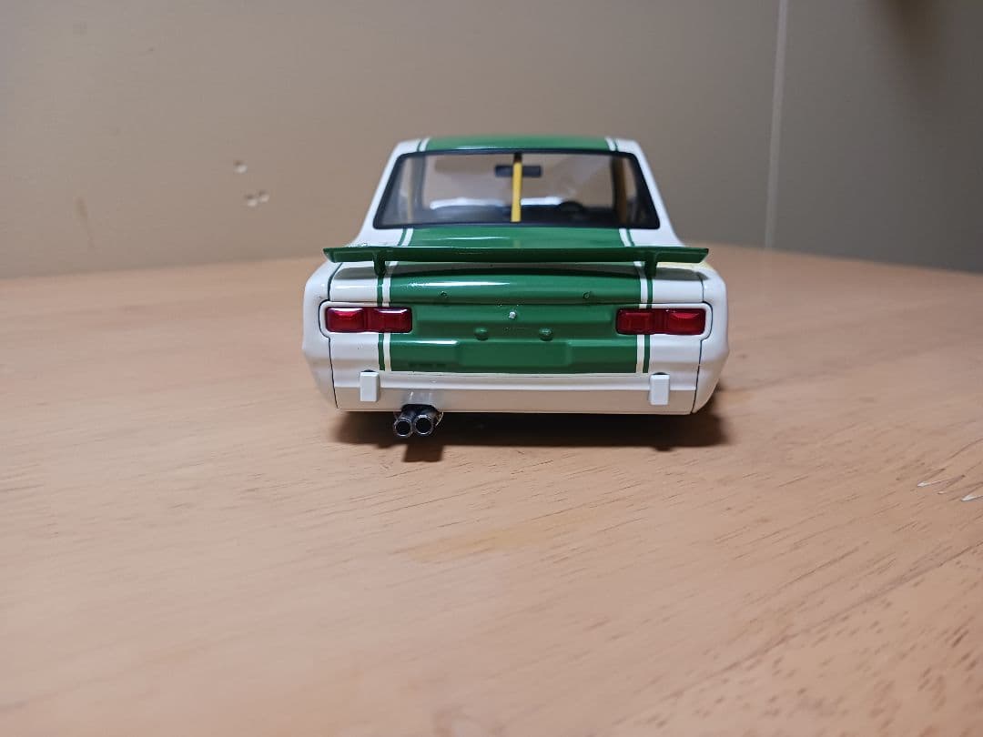 AUTOart 1/18 ハコスカGT-R改ワークス街道レーサー仕様