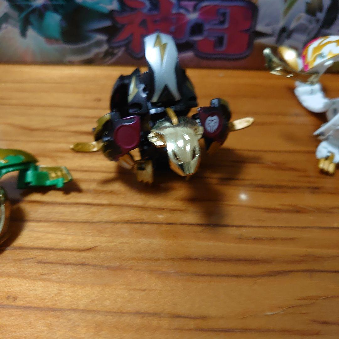 【激レア】 爆丸　神3 3体セット