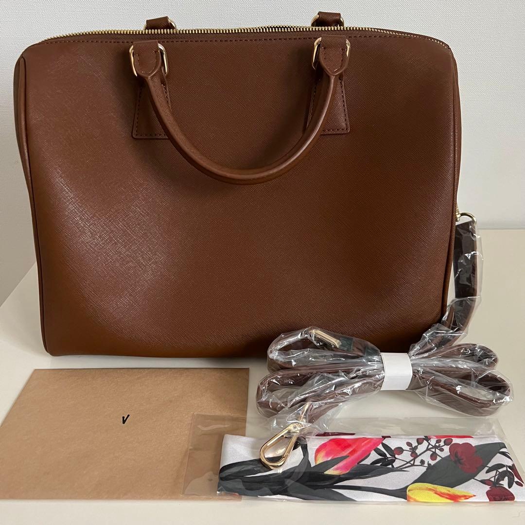 【BTS】アーティストメイド テヒョン ボストンバック ブローチ