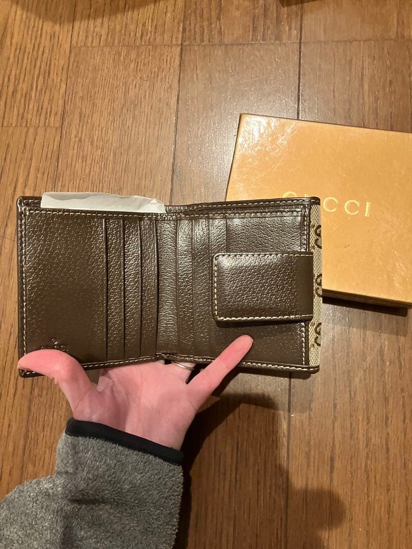 GUCCI 二つ折り財布 GGパターン