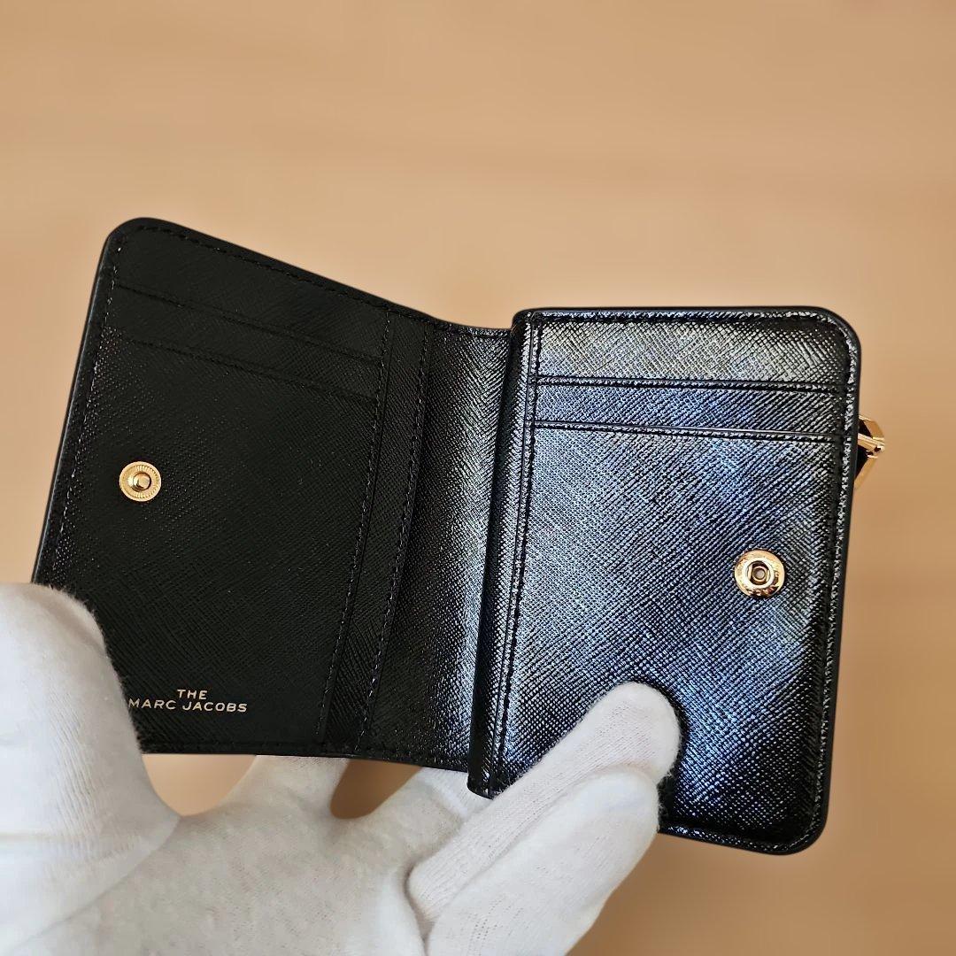MARC JACOBS マークジェイコブス 二つ折り財布