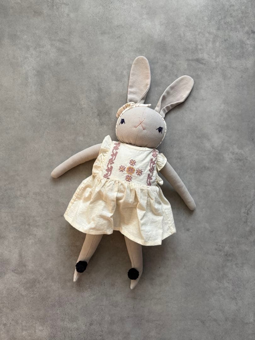 polka dot club × apolina