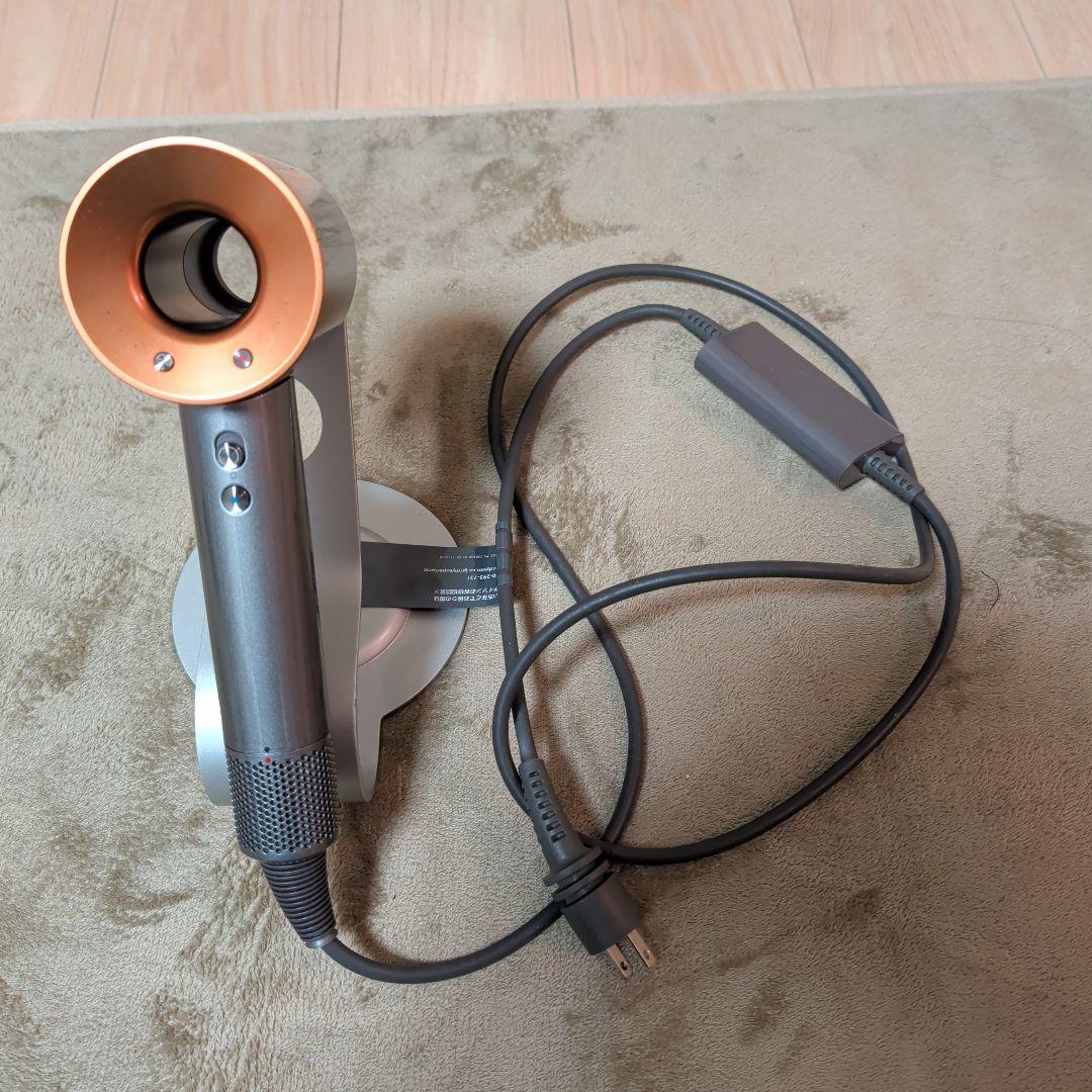 ダイソン ドライヤー　HD08　美品