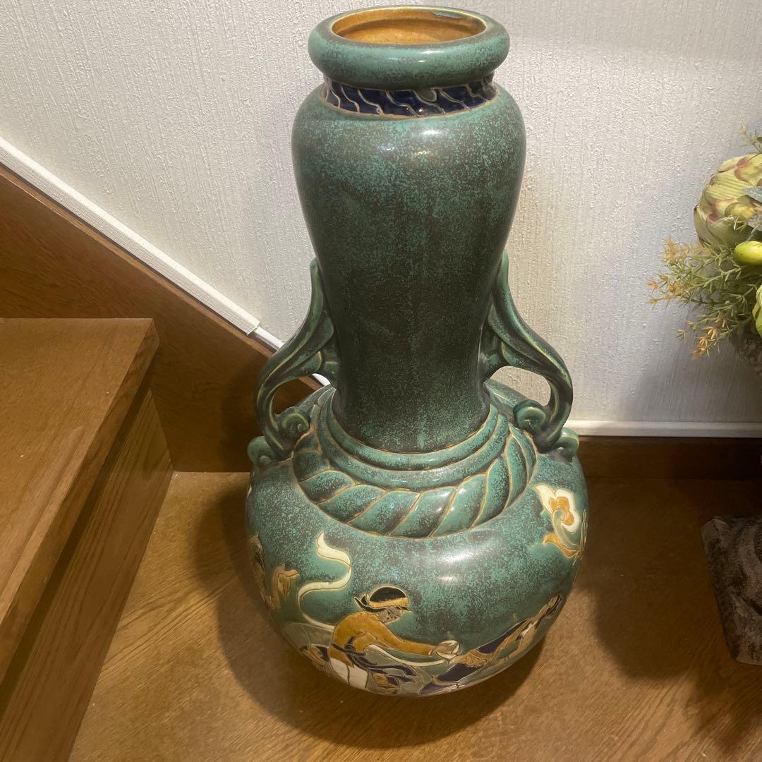 アジア アンテーク　陶器 壺型 陶芸品