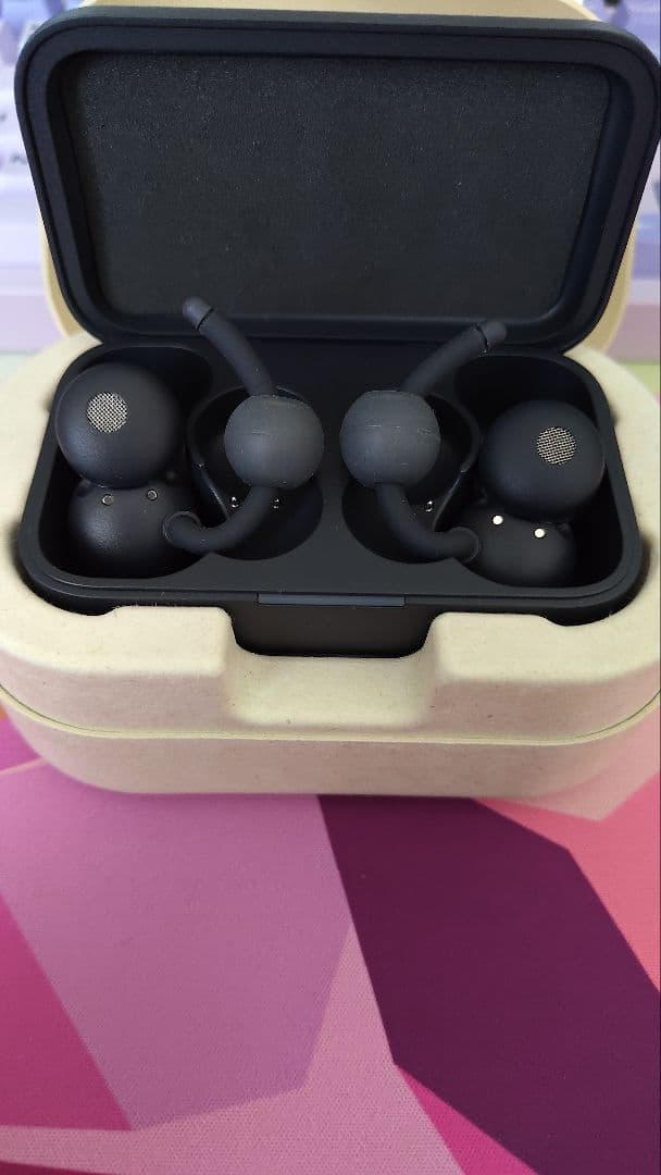 nwm DOTS ワイヤレスヘッドホン