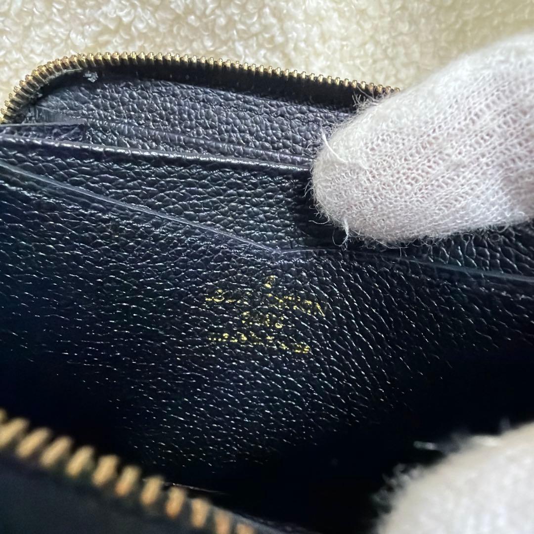 ルイヴィトン　ケース