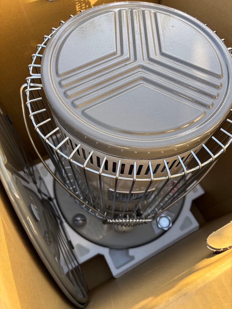 トヨトミ KS-67H ホワイト ストーブ