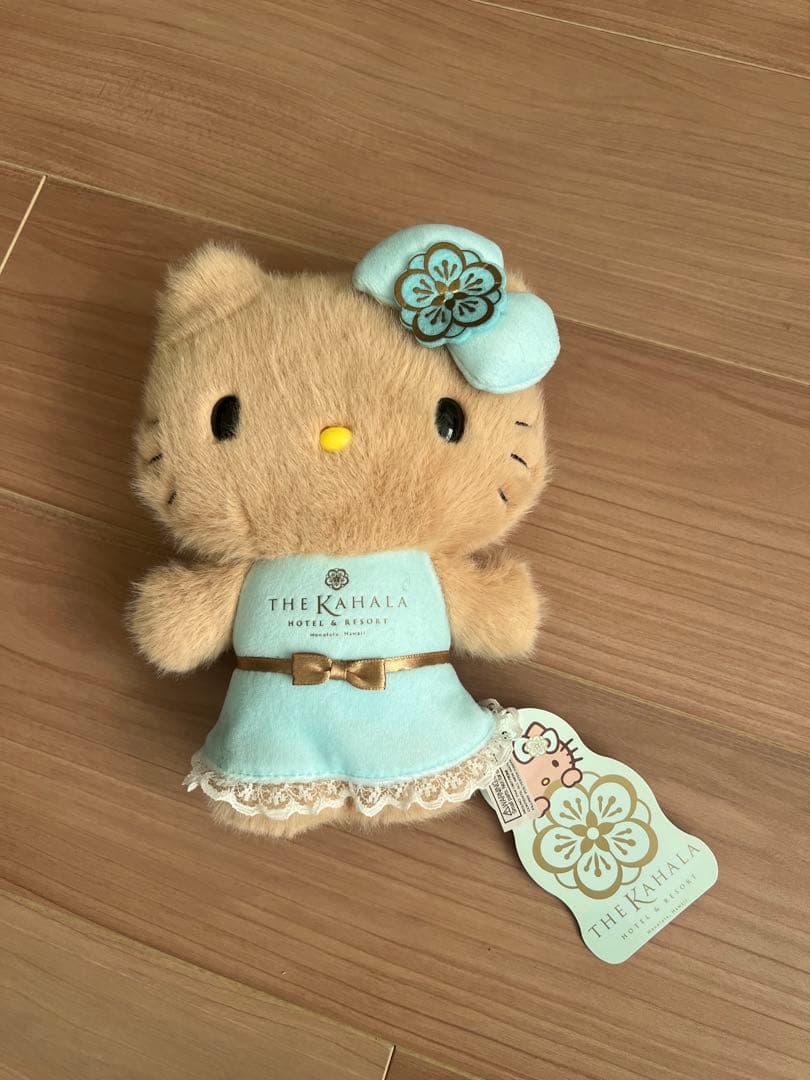 ハワイ　カハラホテル　キティ　ぬいぐるみ　日焼けキティ